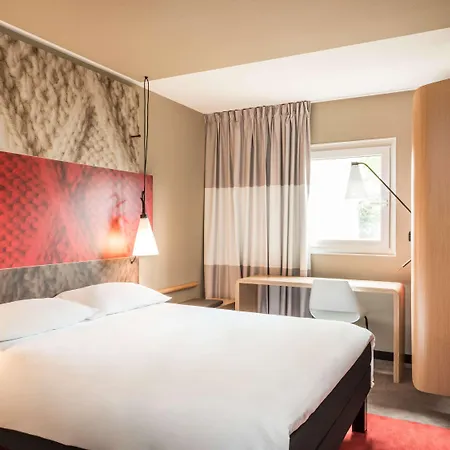 Ibis London Barking Hotel Exterior photo