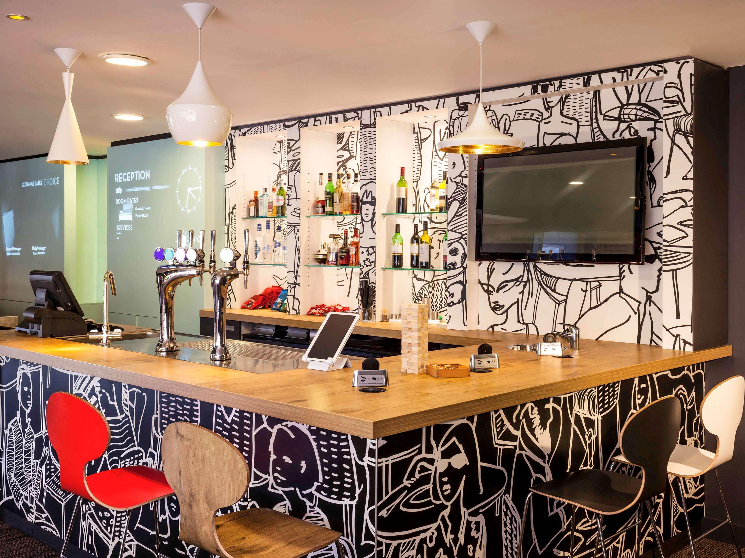 Hotel Ibis London 3*