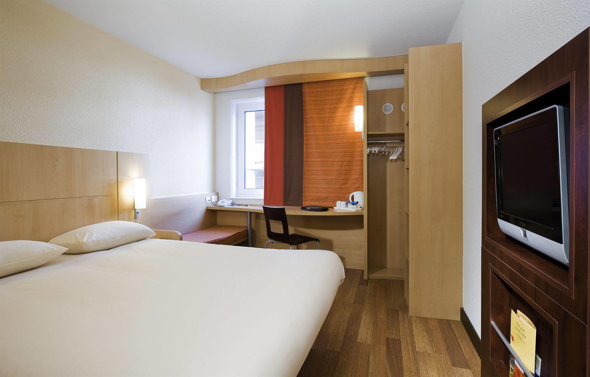 Ibis London Hotel